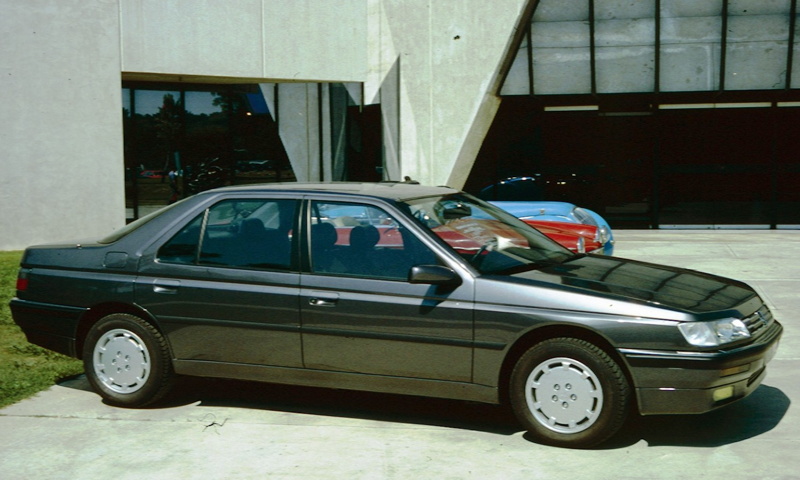De Peugeot 605 SRi, wat een ondergewaardeerde hypercomfortabele ruime wagen!